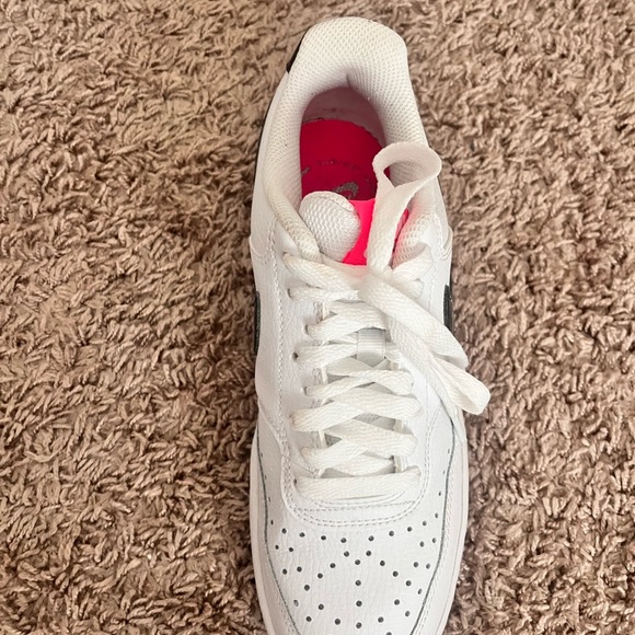 Airforces - Picture 3 of 7